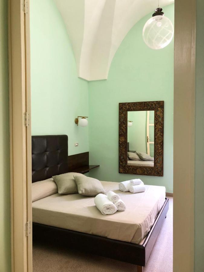 4 Balconi Liberty Apartments Lecce Extérieur photo